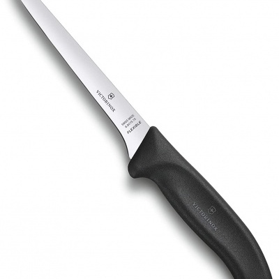 Victorinox Faca desossar 15cm Swiss Classic preta