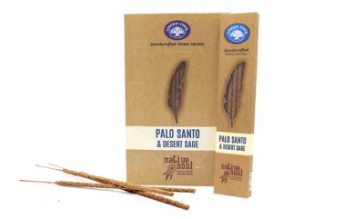 Incenso de pau santo e sálvia do deserto