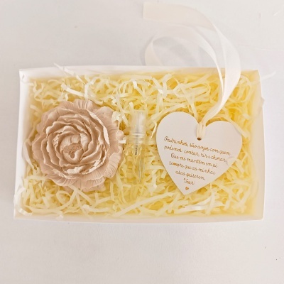 Caixa Peónia Creme