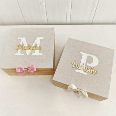 https://www.ensinarteatelier.com/product/caixa-padrinho-madrinha-madeira