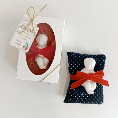 Menino Jesus na Almofadinha pequeno