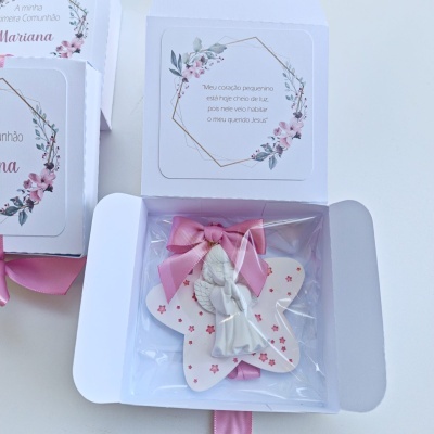 https://www.ensinarteatelier.com/product/caixa-com-anjinho-na-estrela