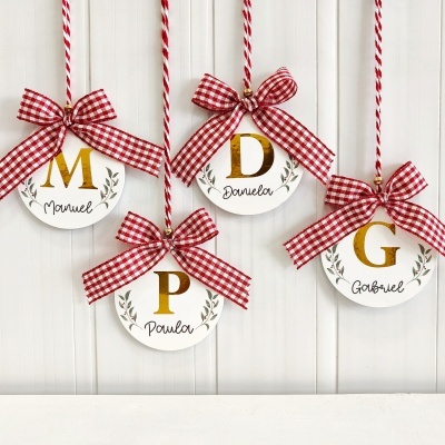 https://www.ensinarteatelier.com/product/bola-de-natal-em-madeira-personalizada