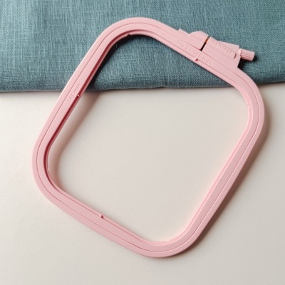 Bastidores de Plástico Quadrados Nurge - 145 × 165 mm