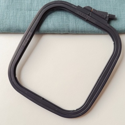 Bastidores de Plástico Quadrados Nurge - 145 × 165 mm