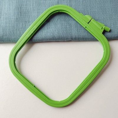 Bastidores de Plástico Quadrados Nurge - 145 × 165 mm