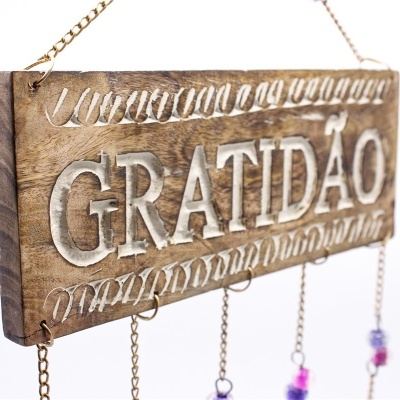 https://www.esodreams.com/product/placa-madeira-gratidao-10x25-4