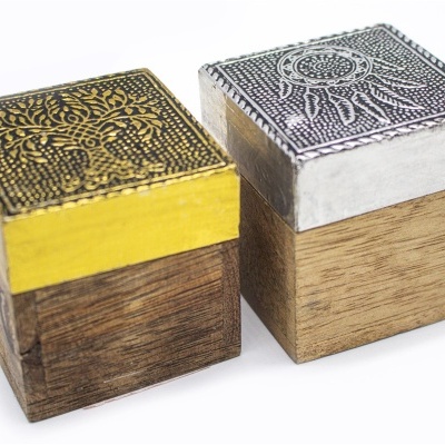 Caixa de Madeira Decorada 4x5x5 Caixa de Madeira Decorada 4x5x5