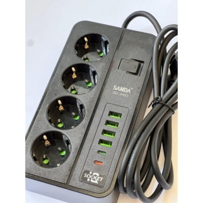 Régua de tomadas SD-4453 4 tomadas + 4 USB + 2 TYPE-C 3000W