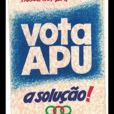 Autocolante - No 25 de Abril Vota APU - A Solução - Povo Unido