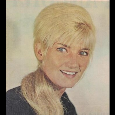 Modas e Bordados - Ano LV - N.º 2866 - 11 de Janeiro de 1967