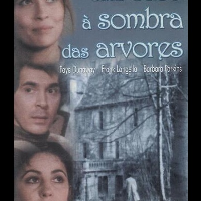 Uma Casa à Sombra das Árvores [DVD]