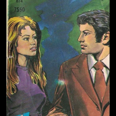 Como uma Esfinge | de Corin Tellado