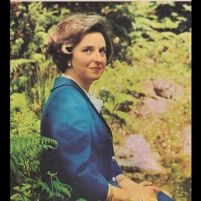 Modas e Bordados - Ano LVI - N.º 2884 - 17 de Maio de 1967