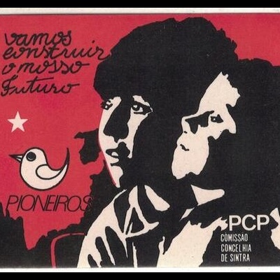 Autocolante - Vamos Construir o Nosso Futuro - Pioneiros PCP Comissão Concelhia de Sintra