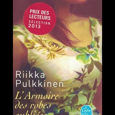 L'Armoire des Robes Oubliées | de Riikka Pulkkinen