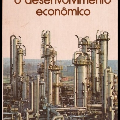 O Desenvolvimento Económico | de Ernest Lluch