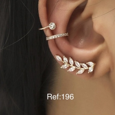 TRIO DE BRINCOS LADO UNICO 196