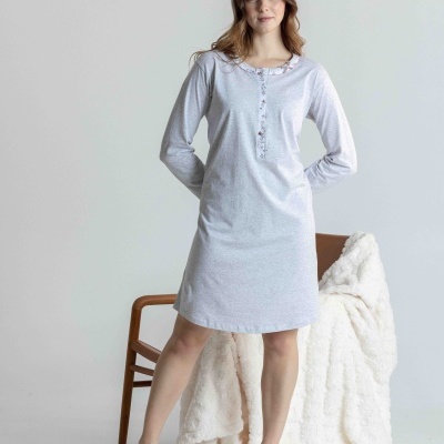 Camiseiro de senhora MIRA de meia estação com padrão floral