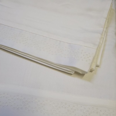 Jogo de Cama Bordado "Vinha Eterna"