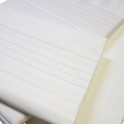 Jogo de Cama Bordado "Jardim de Algodão"