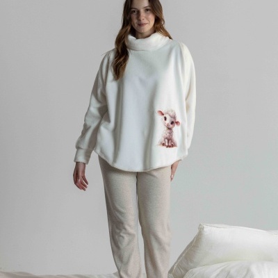 Poncho de senhora MIRA em coralina de toque suave