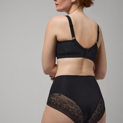 Cueca  "Braga Control"