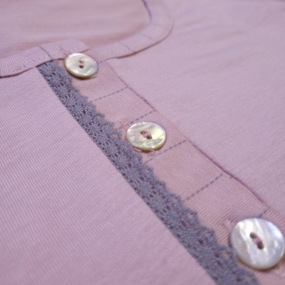 Pijama de Senhora "Simplicidade Elegante"