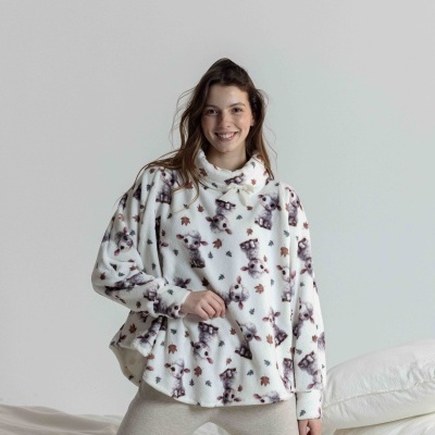Poncho de senhora MIRA em coralina de toque suave