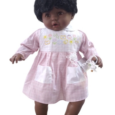 Boneca com sons e cabelo