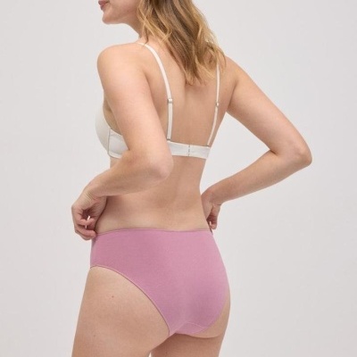 Cueca midi de algodão macio