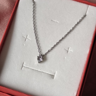 Colar Coração de Zircónia