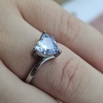 Anel Solitário Coração