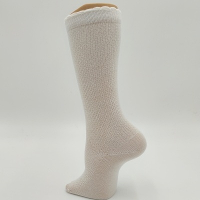 Meia joelho ponto arroz pérola