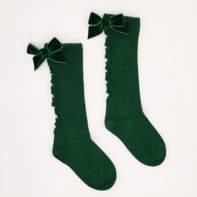 Meia joelho rolinho com laço de veludo verde garrafa