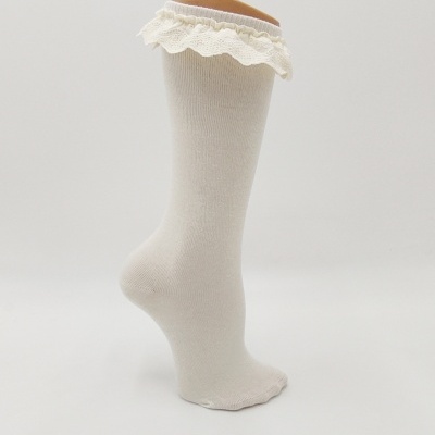 Meia Bordado Inglês Pérola