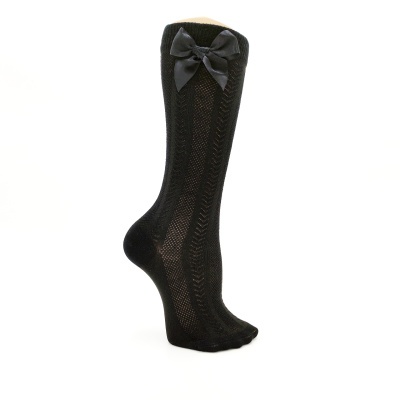 Meia joelho espinha com laço cetim preto