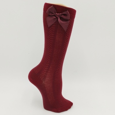Meia joelho espinha com laço cetim bordeaux