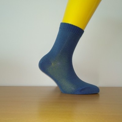 Soquete criança liso