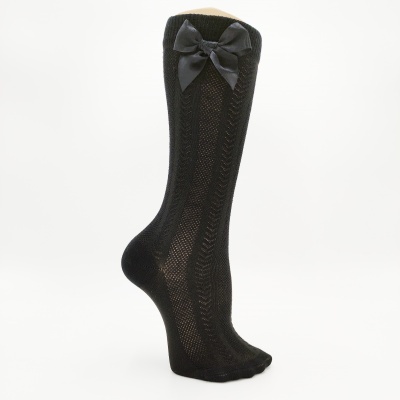 Meia joelho espinha com laço cetim preto