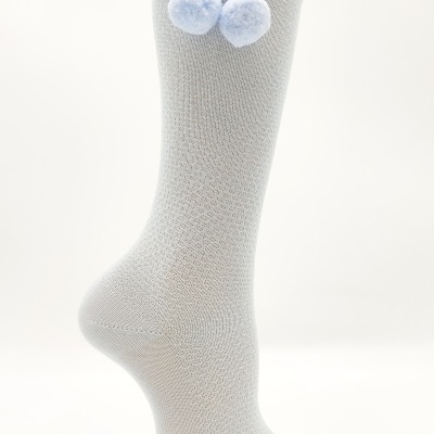 Meia Ponto Arroz Azul Claro com pompom