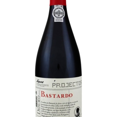 https://www.garrafeiracampodeourique.pt/product/niepoort-bastardo-75cl