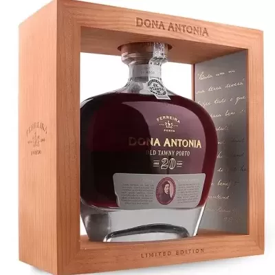 Dona Antónia tawny 20 anos edição especial 75CL