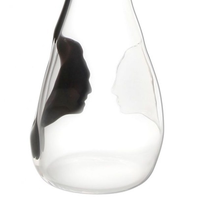 https://www.garrafeiracampodeourique.pt/product/decanter-riedel-black-tie-face-to-face