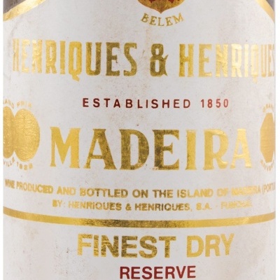 Henriques & Henriques finest dry 5 anos 75cl Henriques & Henriques finest dry 5 anos 75cl