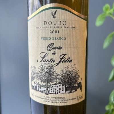 https://www.garrafeiracampodeourique.pt/product/quinta-santa-julia-75cl