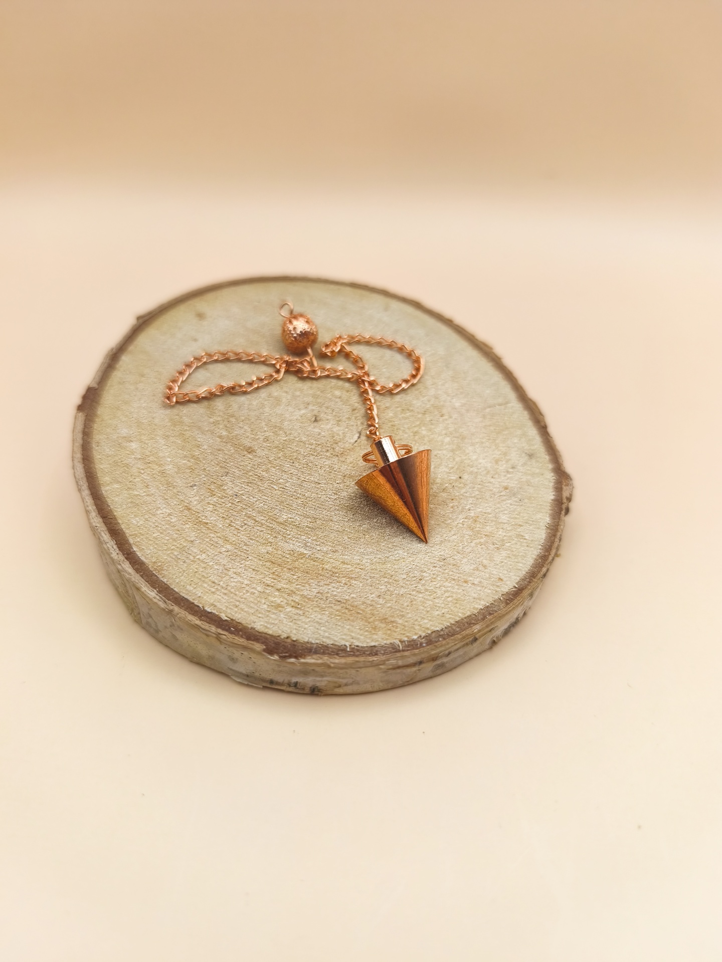 Pêndulo cobre cônico