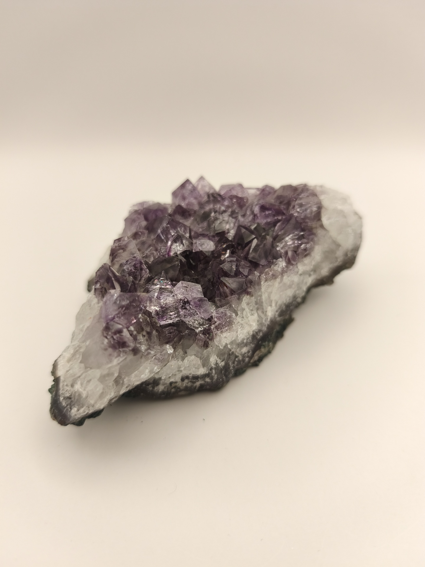 Drusa de ametista (5/6 cms)