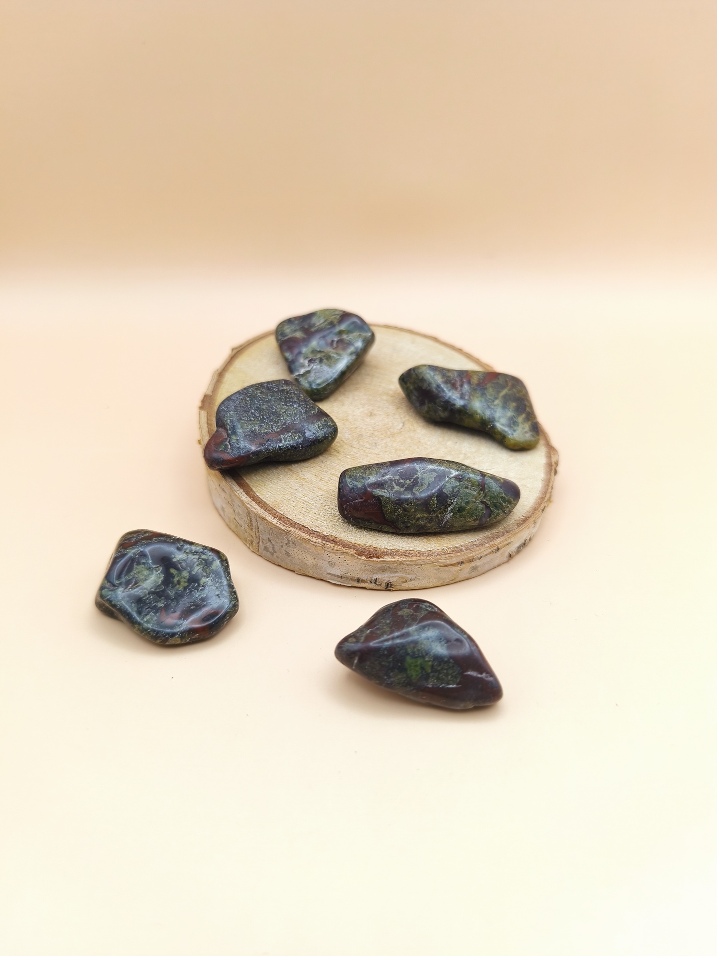 Jaspe Sanguíneo Rolado (25/30 mm)