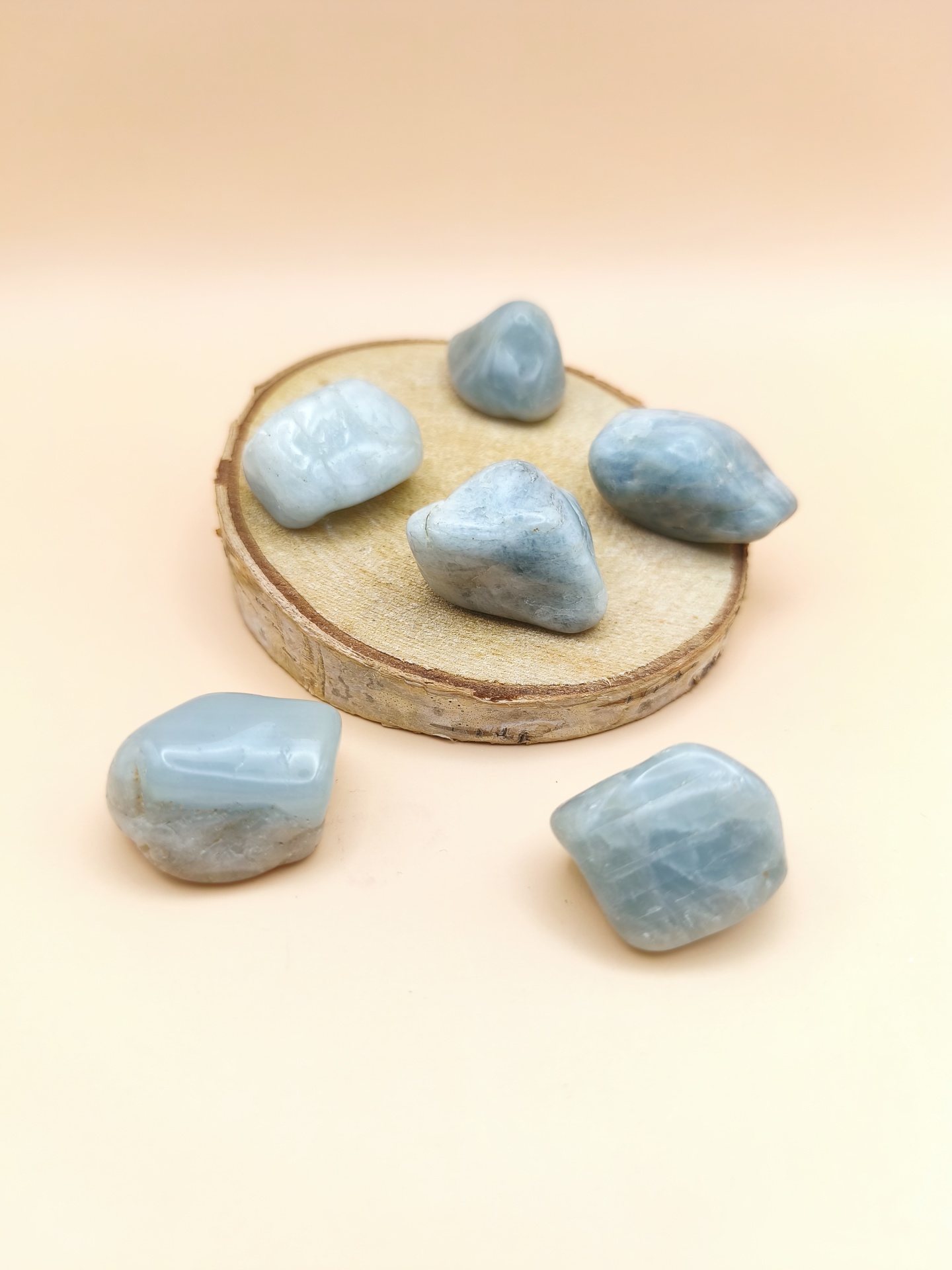 Água Marinha Rolada (25/30mm)